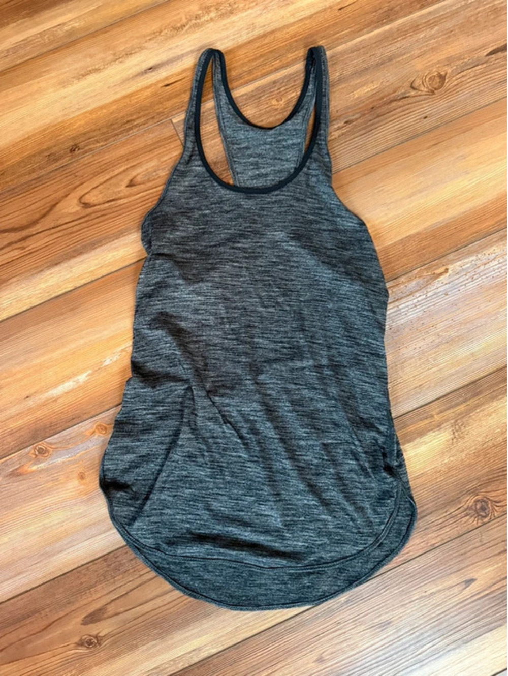 Lululemon tank old style best for a 2